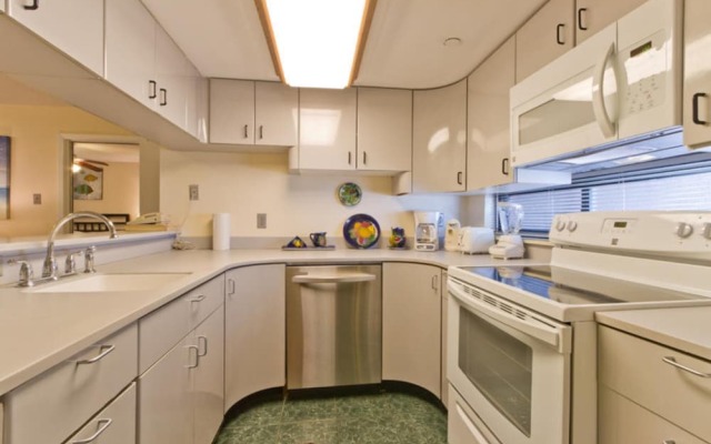 Saida Royale Condominium 9017