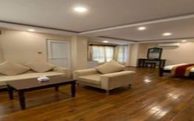 MeroStay 120 BJ Hotel