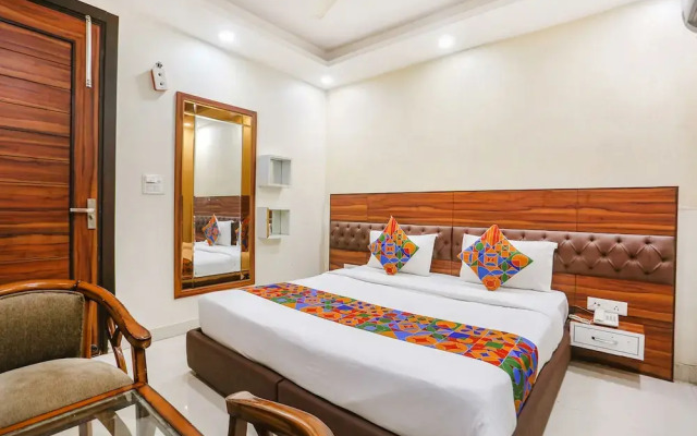 Fabhotel Gold Inn