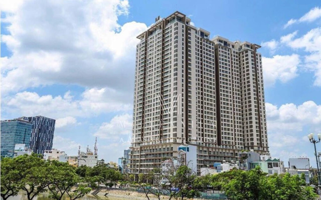 Jennifer House - Millenium Apartment
