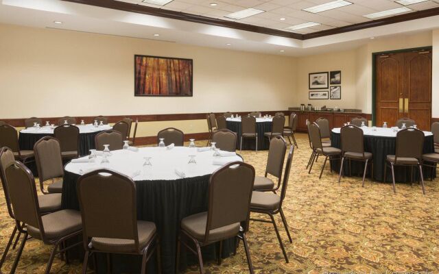 Country Inn & Suites by Radisson, Beckley, WV