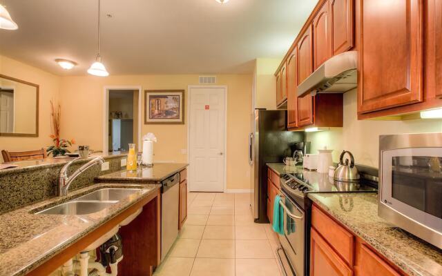 4816 Cayview Avenue #102