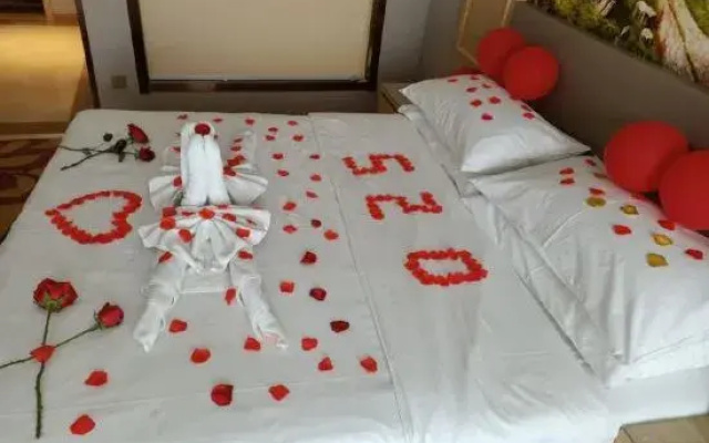 Vienna Hotel (Mengyin Yunmeng Road)