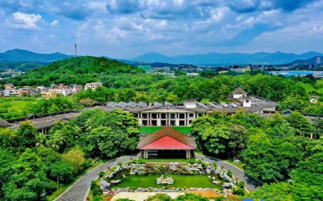 Shampoola Hotspring Hotel