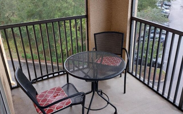 Cozy Condo Near Disney Parks