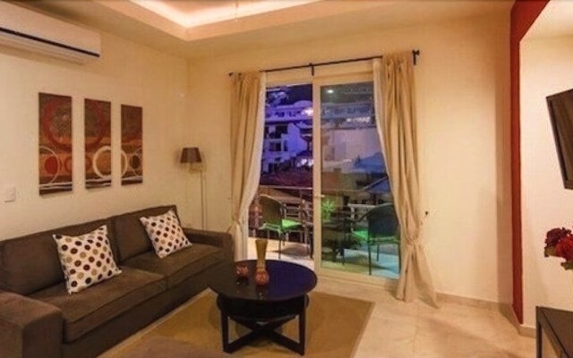 Romantic Zone V399 1 Bedroom