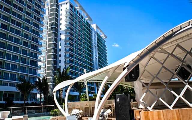 Siglo Suites @ The Azure Urban Resort Residences