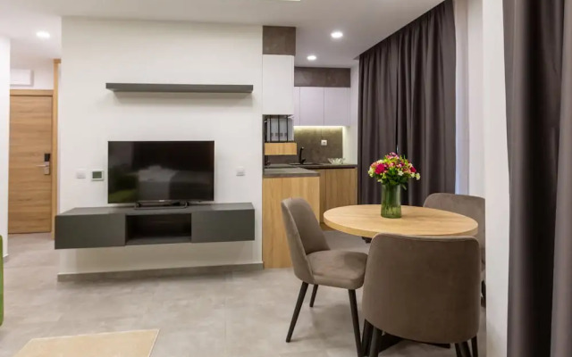 Inter Holiday Apartments