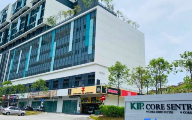 Layover Living at KLIA South – Exterior – Sepang