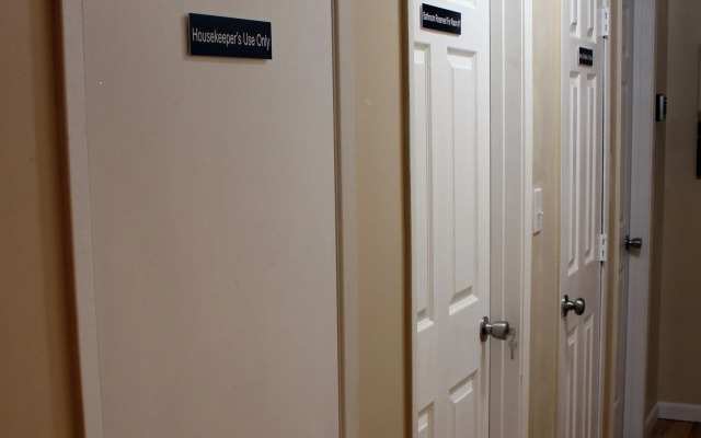 Brighton Guesthouse (Walk to Metro)