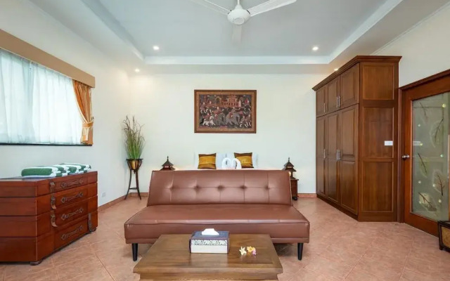 Sahaswara Luxury Villa Pattaya