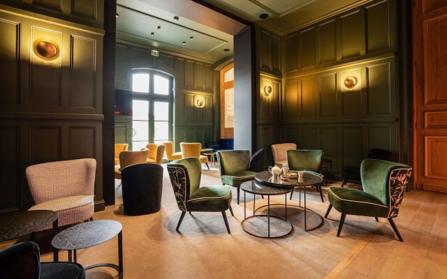 Best Western Premier Hotel de la Cite Royale