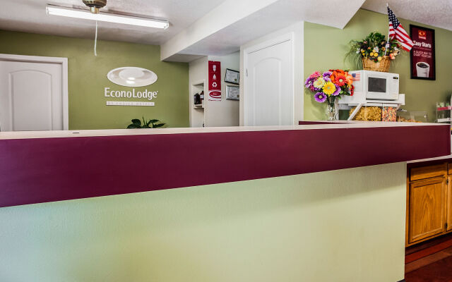 Econo Lodge Urbandale