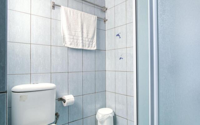 Snug apartment in Αθήνα with veranda