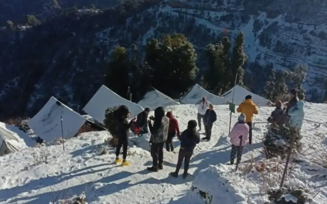 Awara Camps And Retreats