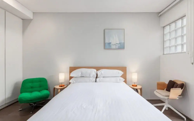 Bright Studio With Balcony Near Coogee Beach