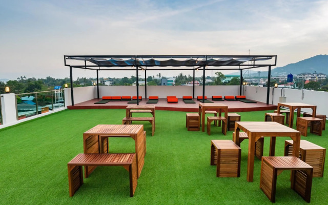 Phuket Marine Poshtel (SHA Plus+)