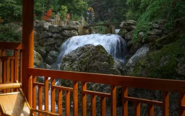 Chunjixia Resort