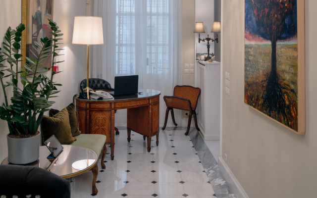 Noble Suites