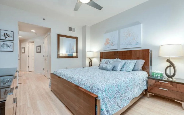 Palisade Palms Beachfront