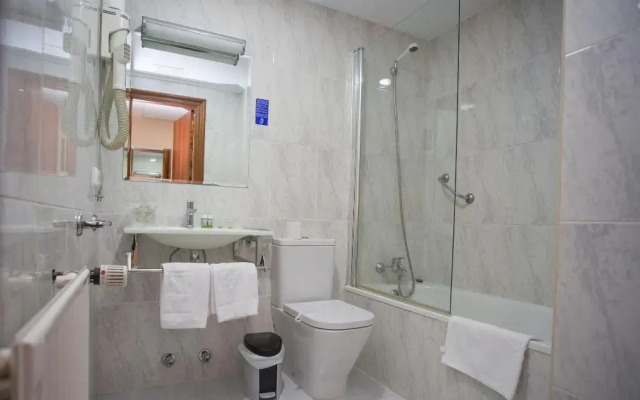 Hotel Yerri