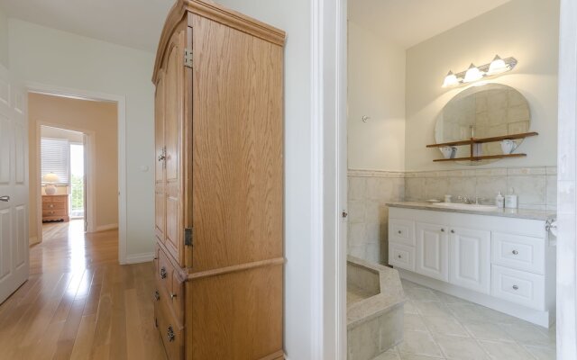 Apartment Canada Dream Vacation