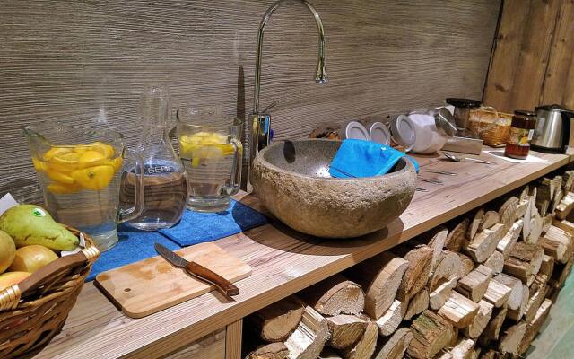 Gourmet & Relax Hotel De La Sure