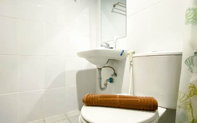 Modern Look And Comfy Studio Patraland Urbano Apartment