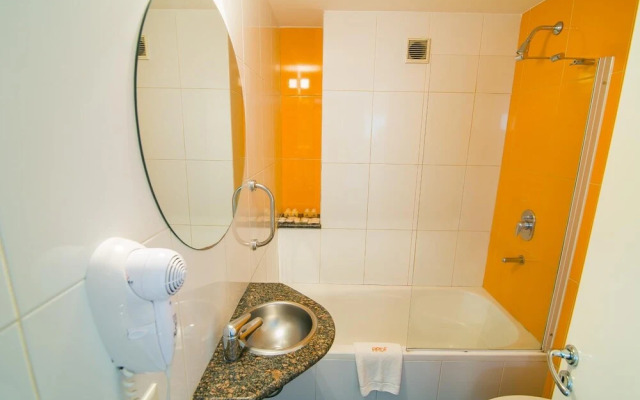 Roberta Rosa de Fontana Suites