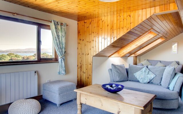 Modern Holiday Home in Moelfre Near Beach