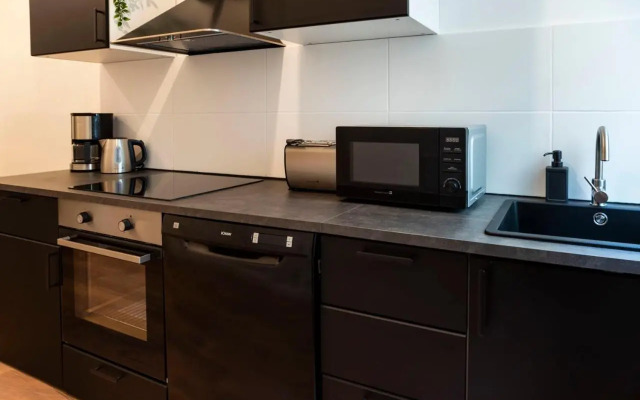 Modern 2 Bedroom Apartment in Berlin Schöneberg
