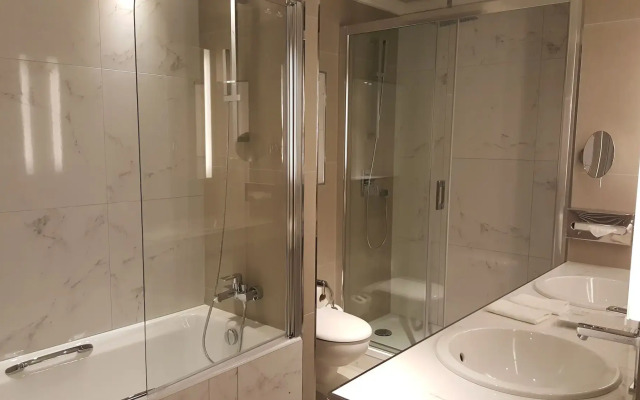 Hotel Rochester Champs Elysees