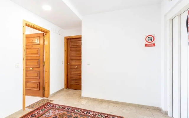 Apartment in Empuriabrava With Canal Views