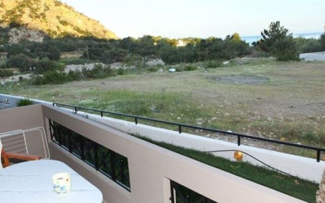 Idomeneas Apartments