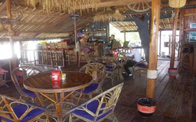 Palm Beach Bungalow Resort