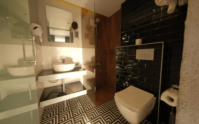 Mielo Lara Hotel