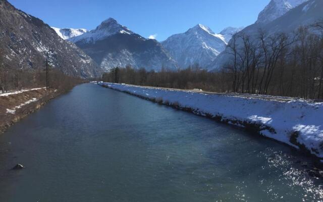 Superbe appartement à Bourg d'Oisans avec terrasse Sud