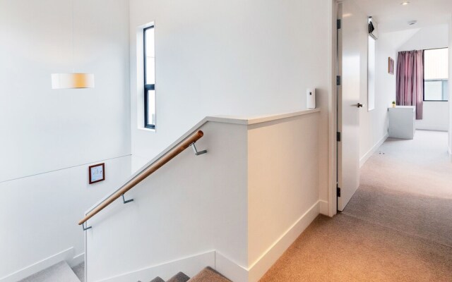 Wonderful Hobsonville Three Bedroom Home