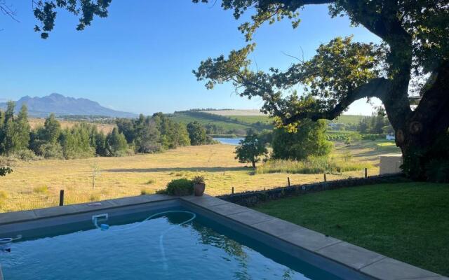 Wildlife Hideaway in the vineyards
