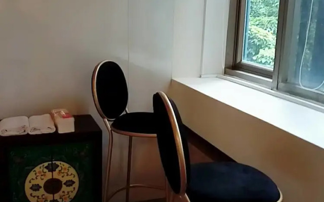 Hwanshan Taiwanese Historical Apart