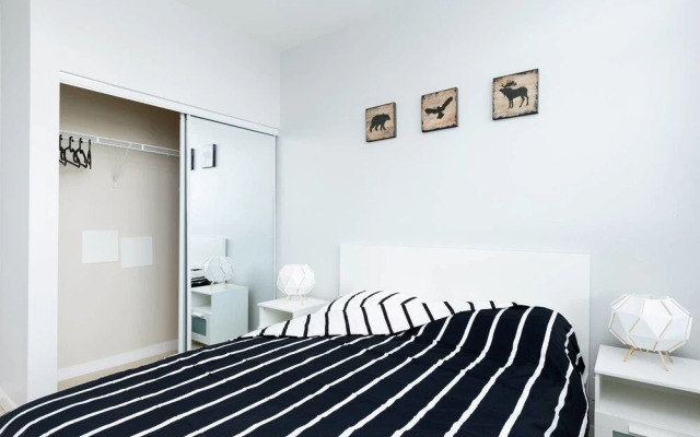Surrey Center Cozy Condo