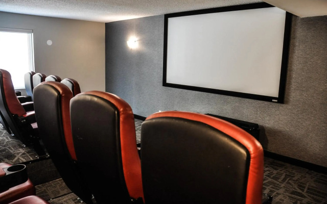 Residence & Conference Centre - Kitchener Waterloo