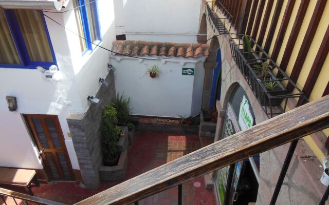 Hostal Illapa Inn