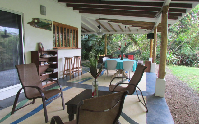 Portasol Rainforest and Ocean View Living