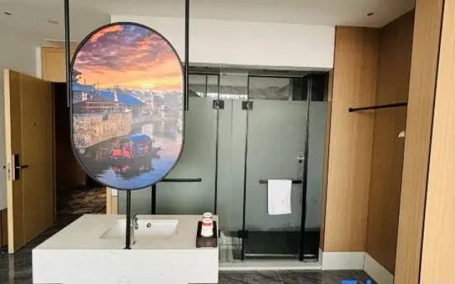 Zhongxiang Kaiden Business Hotel