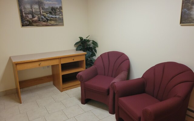 Western Budget Motel Whitecourt 3