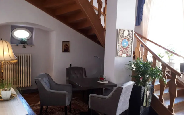 Prisma Hotel Burg Bollendorf
