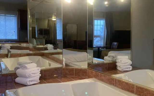 Hotel & Suites Les Laurentides Saint Sauveur