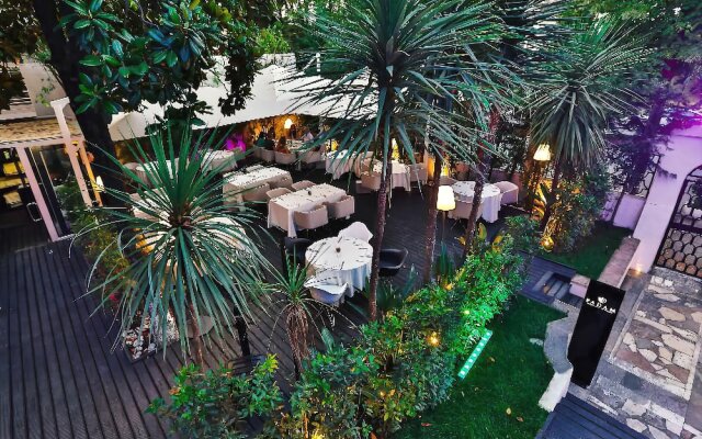 Padam Boutique Hotel & Restaurant