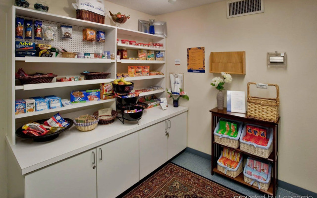 Candlewood Suites Richmond-South by IHG